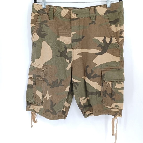 Mens Relaxed Fit Multi Pocket Cargo Shorts - Picture 8 of 10